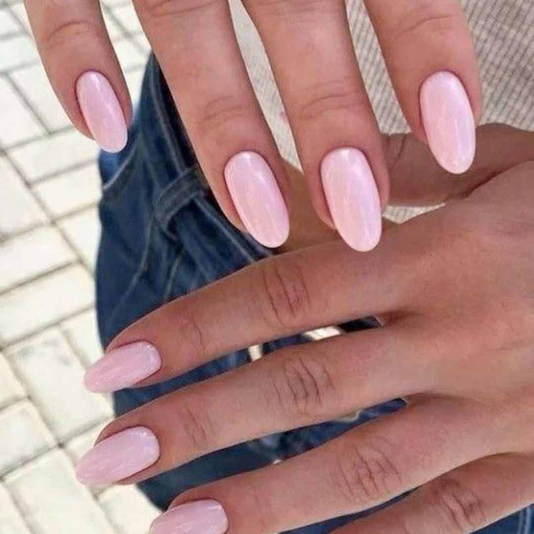 rosa clarinho manicure em alta para verão 2025